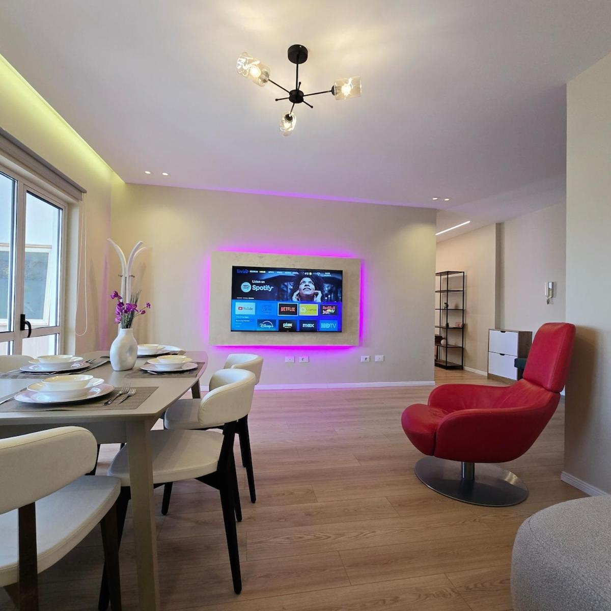 Appartement Sky Penthouse Tirana